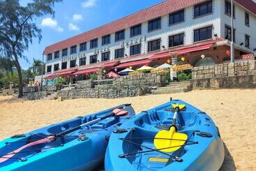 هتل Silvermine Beach Resort