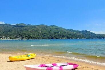 هتل Silvermine Beach Resort