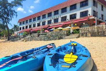 هتل Silvermine Beach Resort
