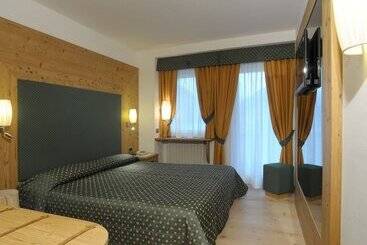 Sporthotel Europa Sul Lago