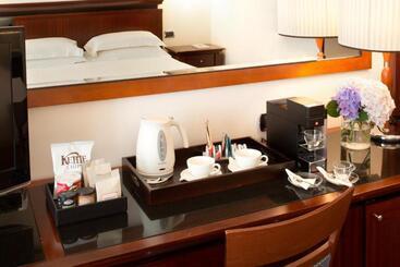 Starhotels Excelsior