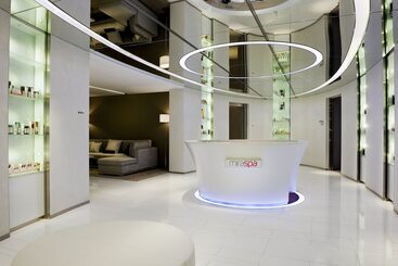 هتل The Mira Hong Kong