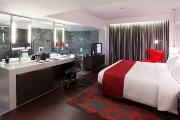 هتل The Mira Hong Kong