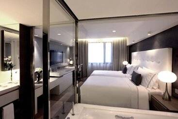 هتل The Mira Hong Kong