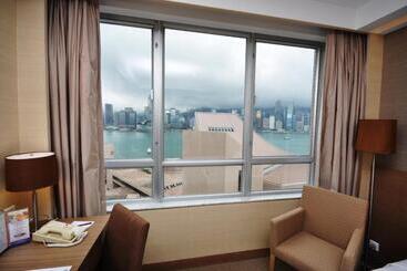 هتل The Salisbury  Ymca Of Hong Kong