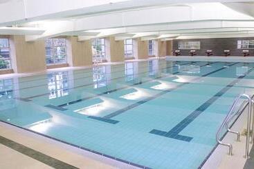 هتل The Salisbury  Ymca Of Hong Kong