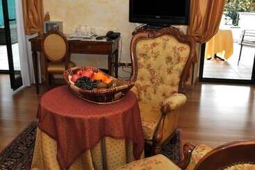 هتل Villa Felcaro   Relais, Lodge & Restaurant