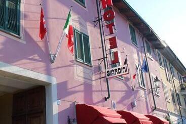 Nuovo Hotel Giardini