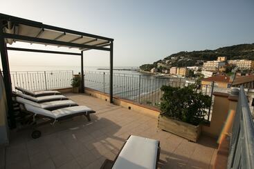 B&b Hotel Diano Marina Palace