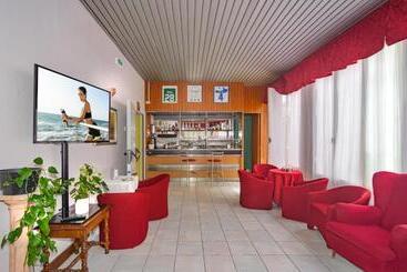 Bh Colombo Hotel Boschetto Holiday
