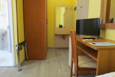 Bh Colombo Hotel Boschetto Holiday