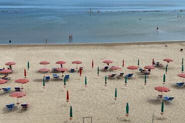 Gfh   Hotel Spiaggia D Oro