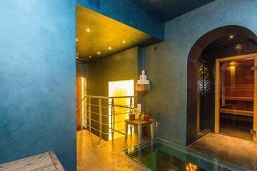هتل Albergo Celide