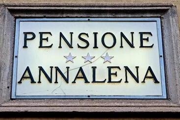 هتل Annalena