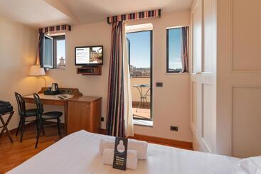 B&b Hotel Firenze Laurus Al Duomo