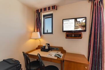 B&b Hotel Firenze Laurus Al Duomo