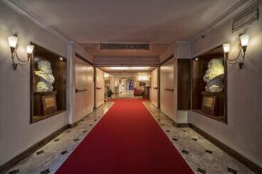 B&b Hotel Firenze Laurus Al Duomo