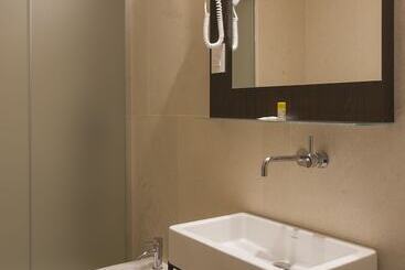B&b Hotel Milano Central Station
