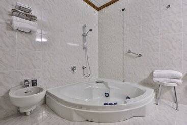 Best Western Hotel Moderno Verdi - Genoa