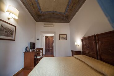 هتل Cimabue
