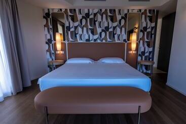 Columbus Urban Resort - Florencia
