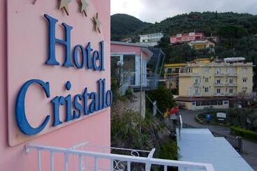 هتل Cristallo