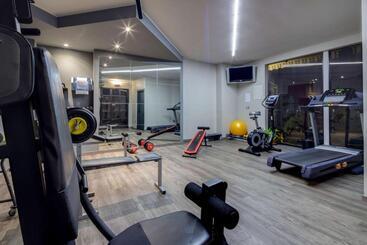 La Villa   Sure Hotel Collection By Best Western