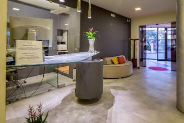 La Villa   Sure Hotel Collection By Best Western