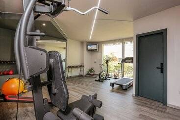 La Villa   Sure Hotel Collection By Best Western