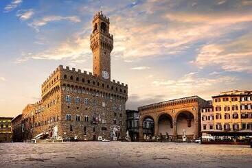 هتل Indigo Florence, An Ihg