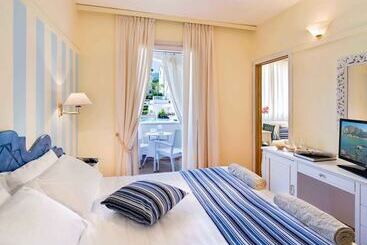 هتل Mare Blu Terme