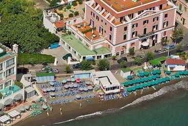 هتل Mare Blu Terme