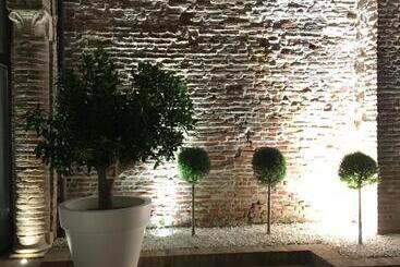 Maxxim Hotel & Loft
