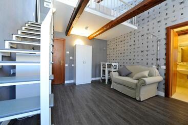 Maxxim Hotel & Loft