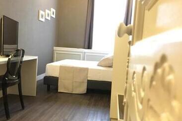 Maxxim Hotel & Loft