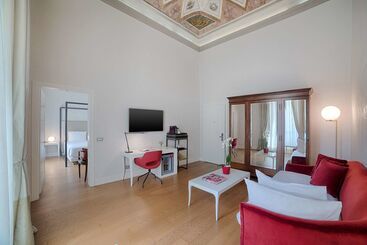 هتل NH Collection Firenze Porta Rossa