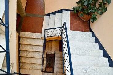 هتل Porta Faenza