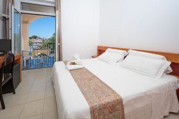 هتل Regina Palace Terme