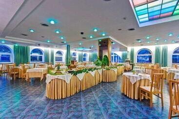 هتل Regina Palace Terme
