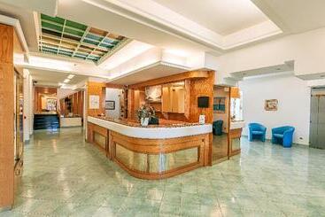 هتل Regina Palace Terme