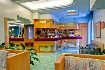 هتل Regina Palace Terme