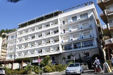 هتل Residence Panoramic
