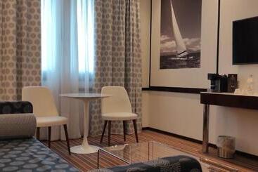 Starhotels President