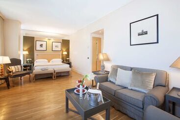 Starhotels Tuscany