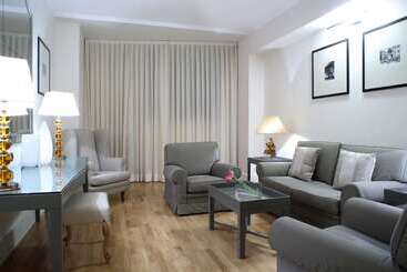 Starhotels Tuscany