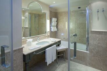 Starhotels Tuscany