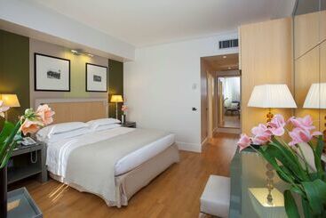 Starhotels Tuscany