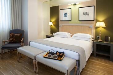 Starhotels Tuscany