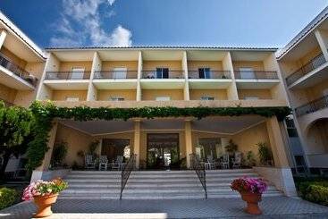 هتل Terme Alexander
