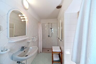 هتل Villa Svizzera Terme